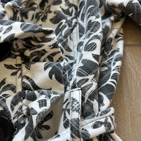 SelfEsteem Jacket - Picture 4 of 5